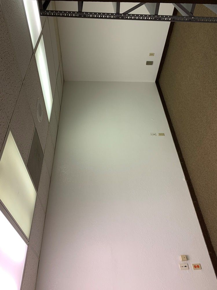 Full Service Gross General/Professional Suites | Fully Remodeled!: 2377 W Shaw Ave, Fresno, CA 93711